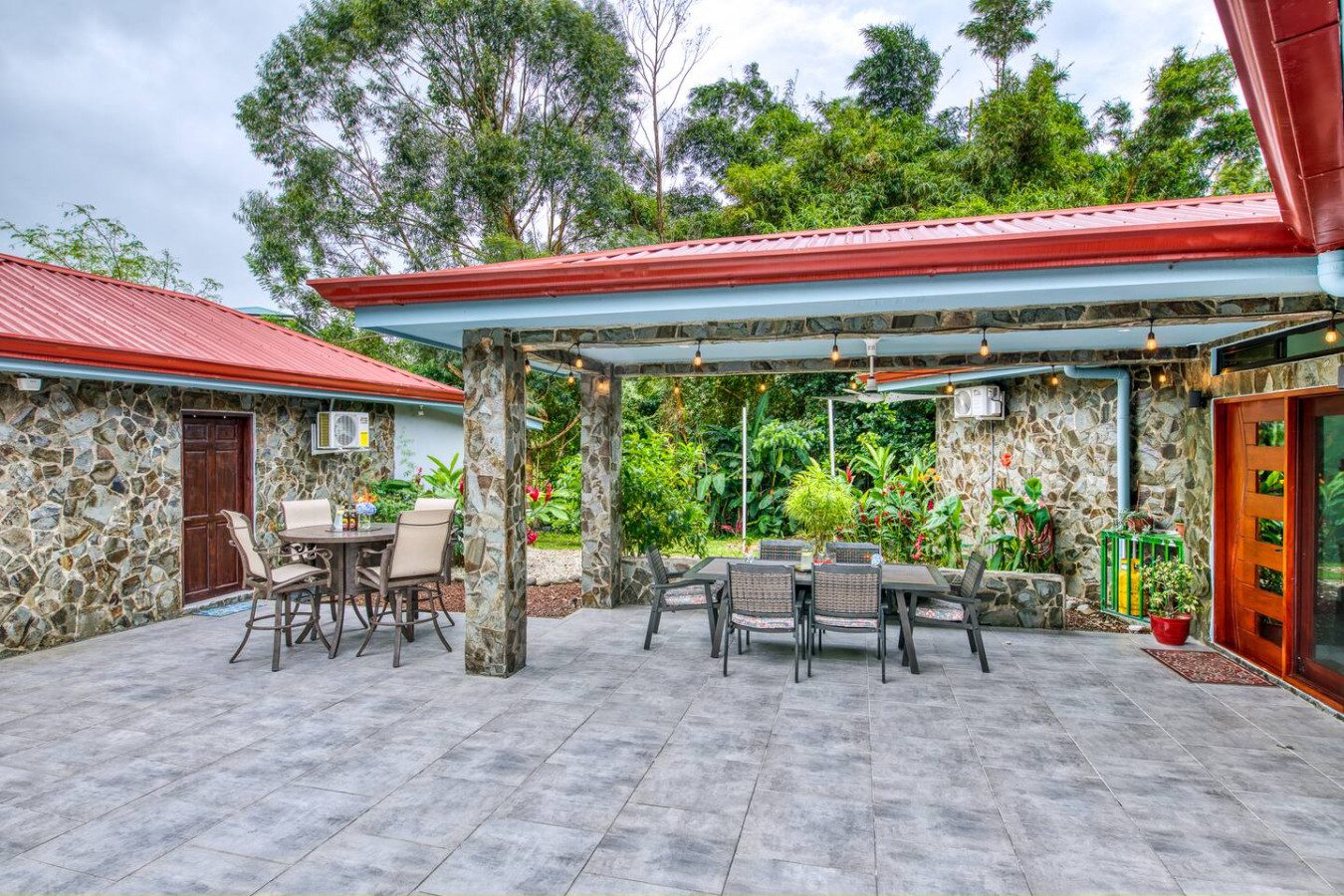 87308 433161 R2xKRfzJnbo Uoh0ObeAhCb3eQNa9EroTvOd9ixRbUs 68c846b4552a5.jpg