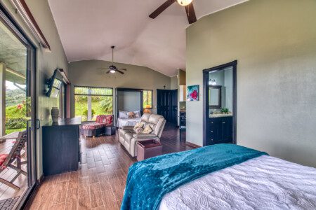 0353e511 c7f4 4ddc 8951 a17531e793ab