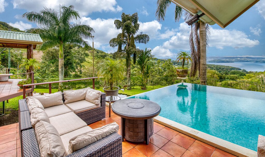 7cf37c36 dc48 4cab 9476 ef1e5baabee1