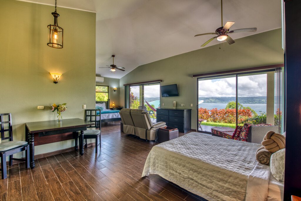 a0d6d6b5 f2db 4bda 882a b5200190a12e