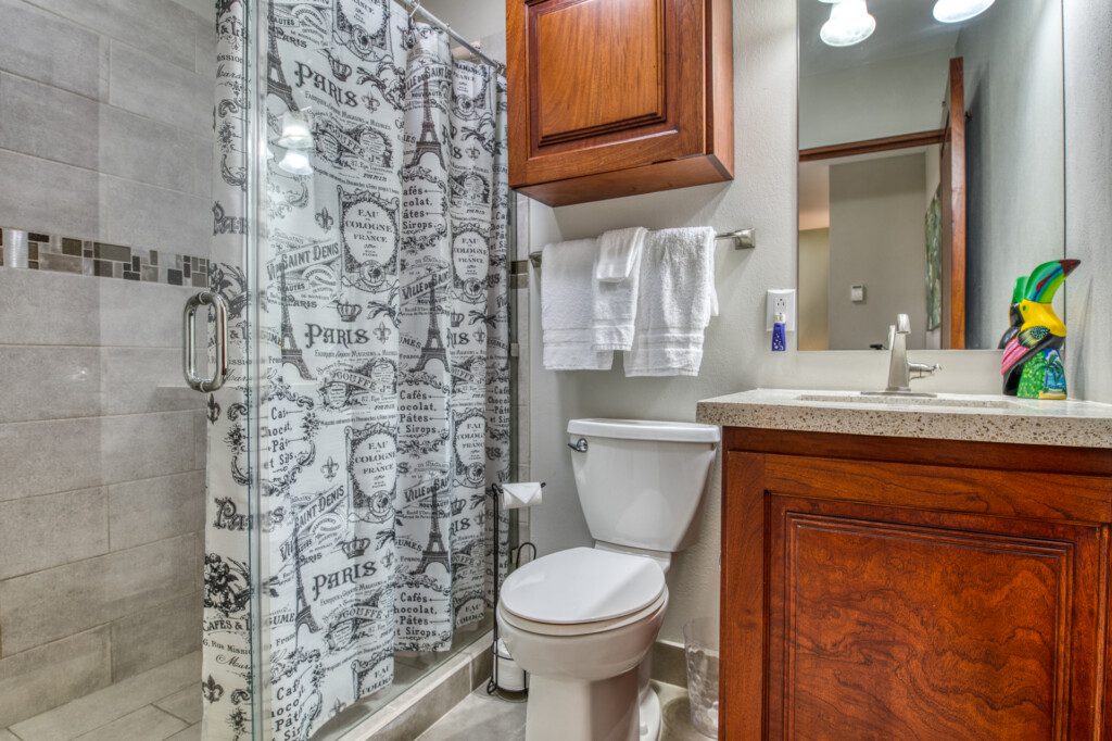 a1566e61 f7e0 4621 9ebb 3b17c251acec