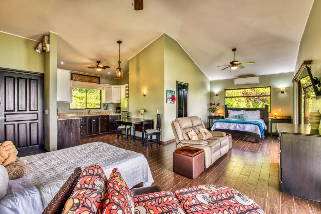 a9ece52d bb9b 4296 a343 14b0c59db83b