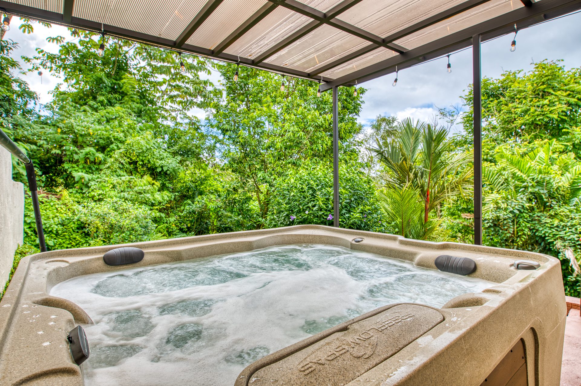 c89d59b7 d665 44dd 8906 eff1cc61da18