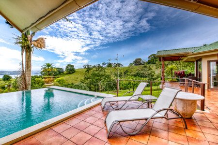 c8c2b0c8 0744 4137 818b b017d79966bb