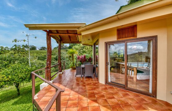 d5a36e2c 9b98 422b 94a1 8e87baa2206d