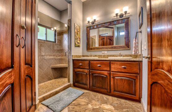 ff4e757a d7cd 4489 b8eb ad6ca1c318fb